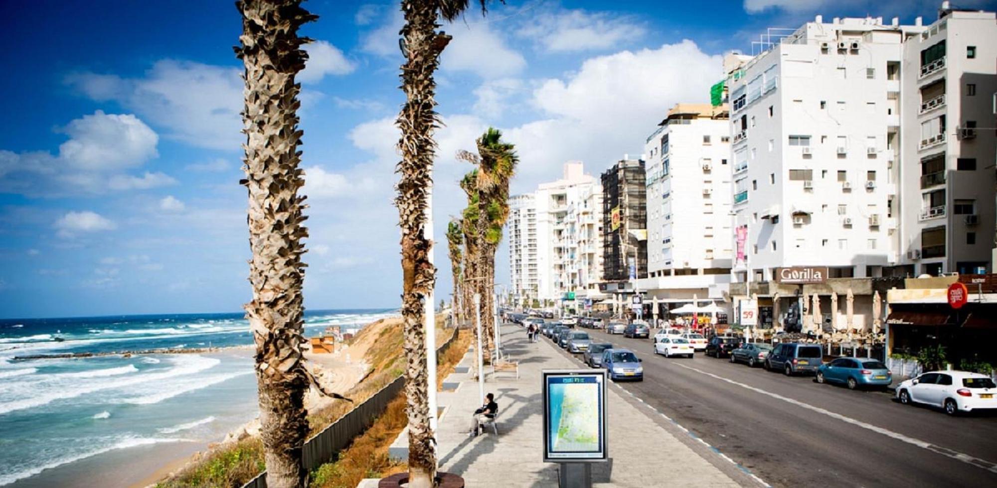 바트얌 דירת 5 חדרים מול הים 아파트 외부 사진